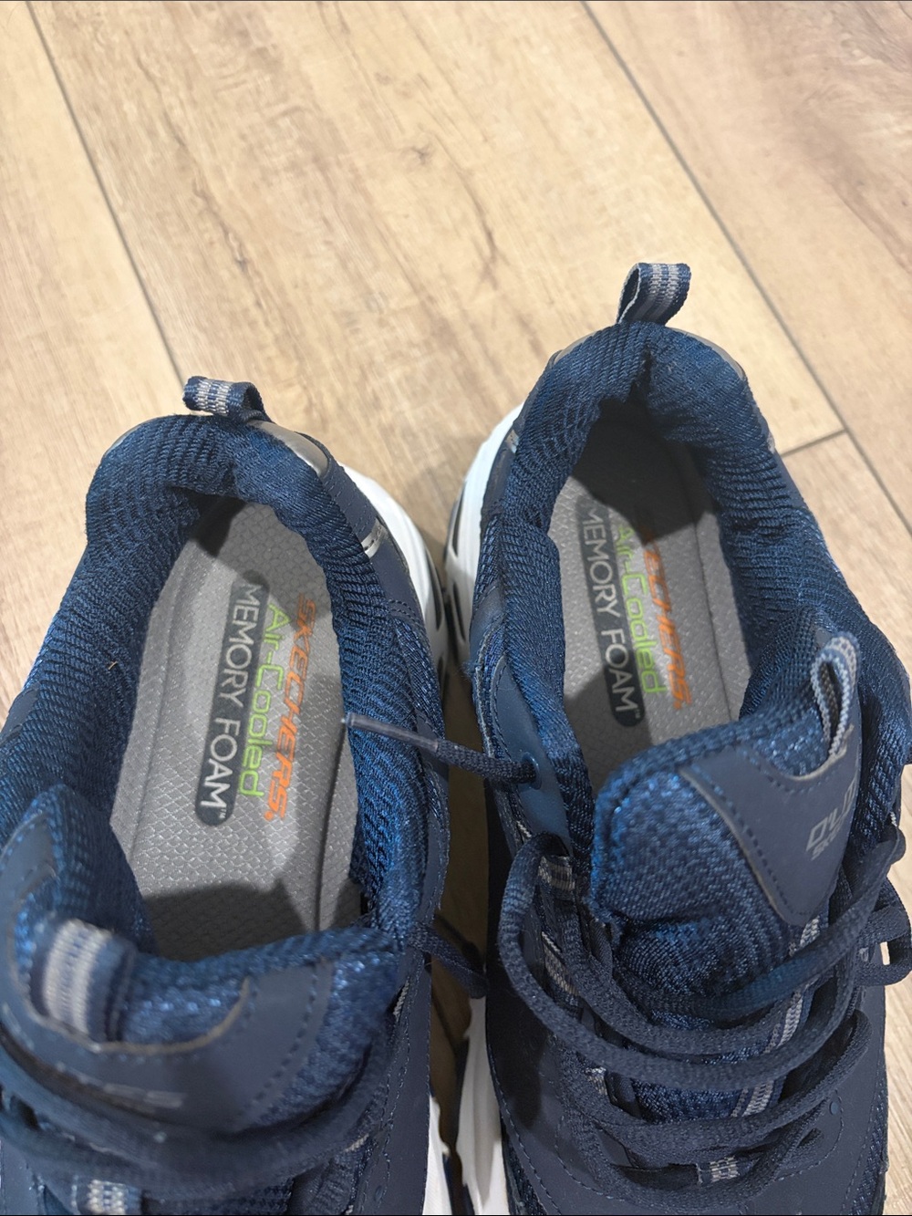 Skechers Mens Navy and White D'Lites Athletic Sneakers - Picture 8 of 11